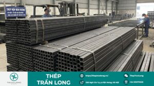 Thép hộp đen vuông bó kiện, bề mặt thép đen cán nóng, dùng cho khung kết cấu và cơ khí