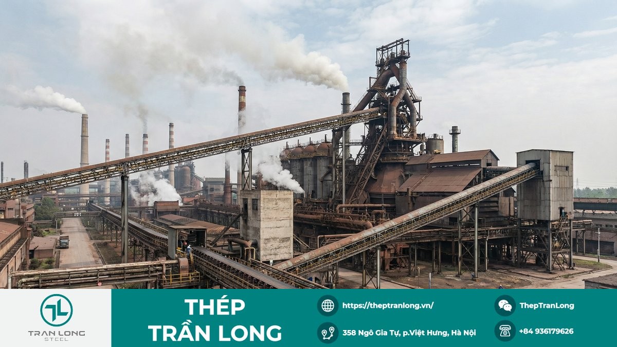 Nhà máy sản xuất thép thô tại Trung Quốc
