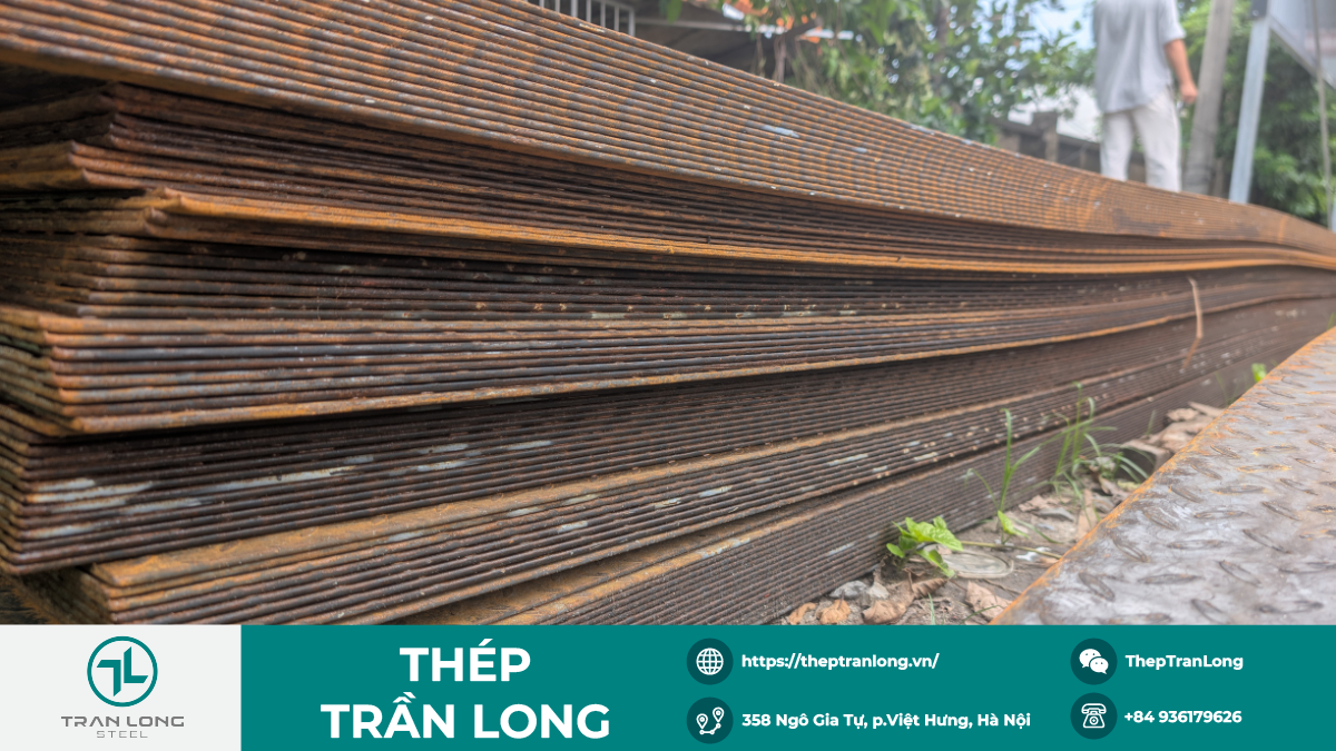 Các loại thép phổ biến hiện nay và ứng dụng chi tiết trong xây dựng 4 Thép tấm và thép cuộc được đúc với hình dạng tấm nhất định